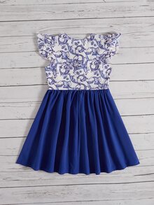SHEIN Niñas Vestido con estampado de voluta de manga con volante - Azul y blanco - Ver 2
