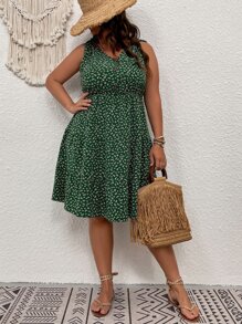SHEIN LUNE Plus Ditsy Floral Print Tie Shoulder Dress - Green - View 3