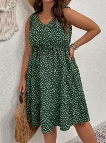 SHEIN LUNE Plus Ditsy Floral Print Tie Shoulder Dress - Green - View 6