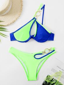 Two Tone Bikini Set Ring Linked Cut Out One Shoulder Underwire Bra & Bikini Bottom 2 Piece Bathing Suit - Multicolor - View 5