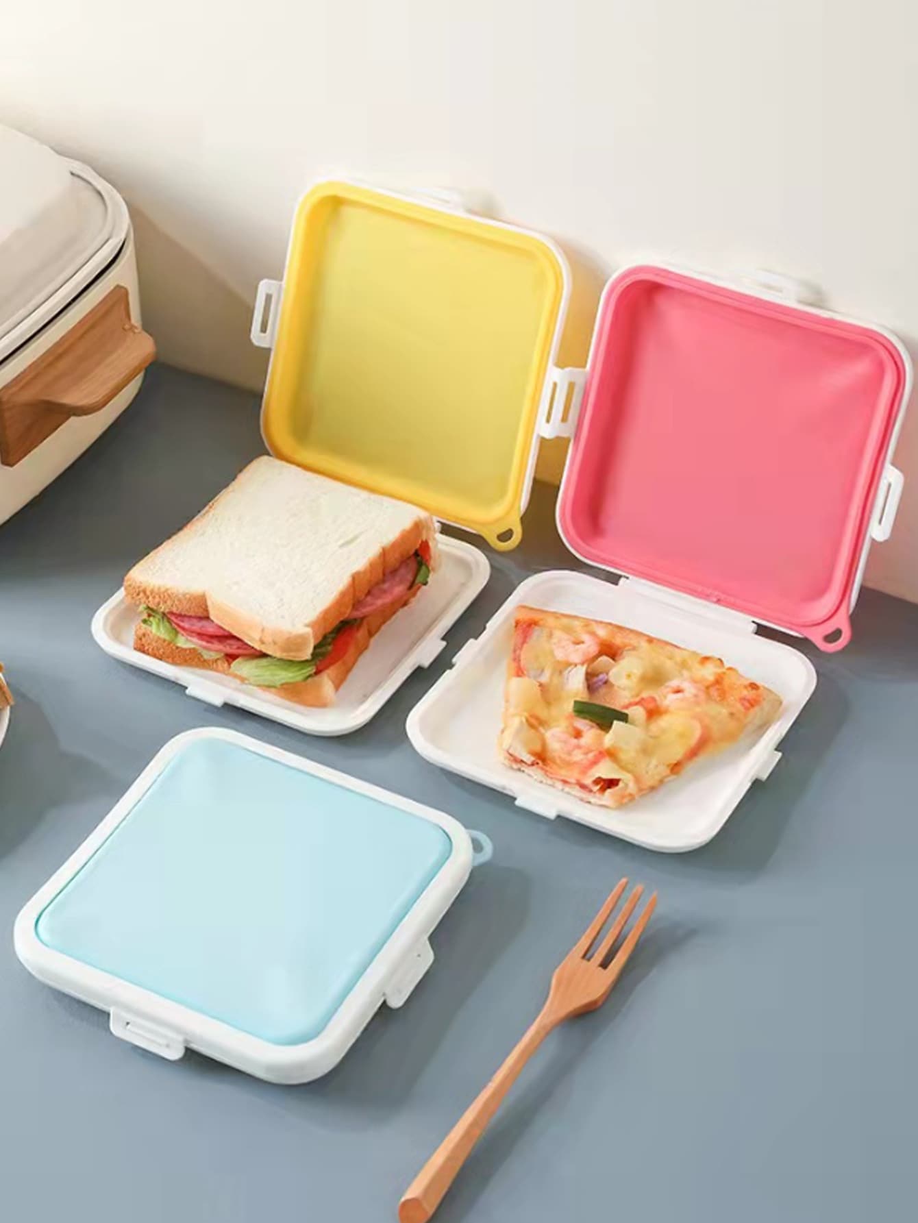 Hộp bánh sandwich màu ngẫu nhiên 1pc - Nhiều màu - Xem 1