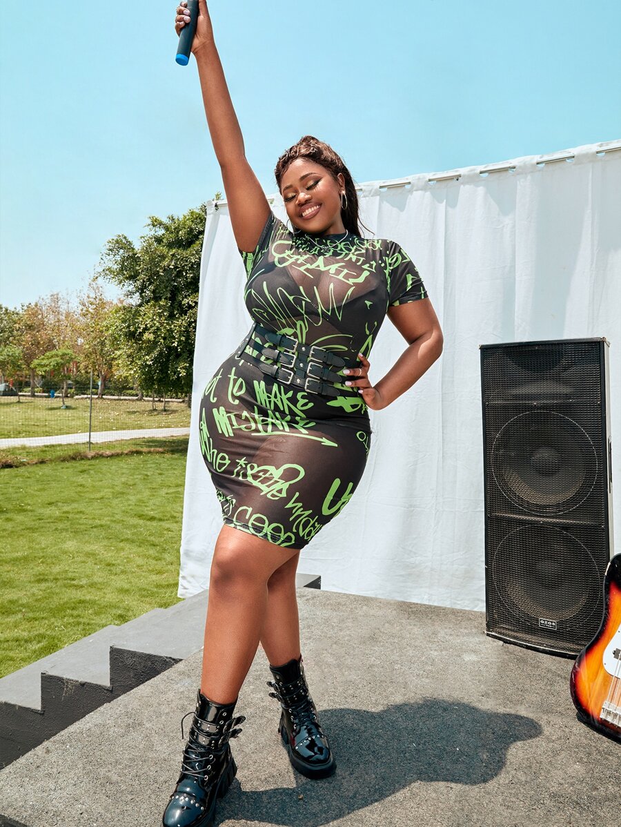 Plus Heart & Letter Graphic Sheer Mesh Bodycon Dress Without Belt - Black - View 1