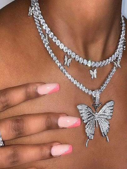 2pcs Rhinestone Decor Butterfly Design Necklace