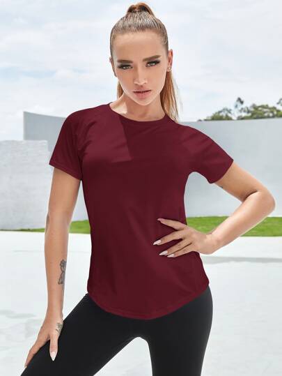 Breathable Curved Hem Sports Tee