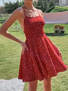 Soleia 紙屑愛心圖案十字交叉後背繫帶吊帶洋裝 - 紅色 - 查看 4