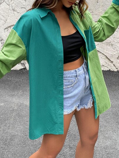 Camicia color block con toppa tasca con bottone frontale