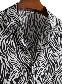 Manfinity Homme 男士斑馬紋條紋紐扣襯衫 - 黑與白 - 查看 3