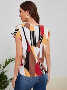 SHEIN LUNE Blusa con estampado geométrico de manga murciélago - Multicolor - Ver 2