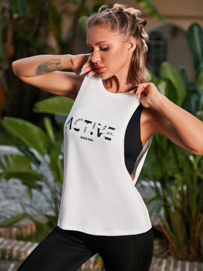 لباس علوي تانك رياضي بطباعة أحرف بدون حمالة صدر
