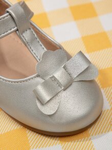 Girls Bow Decor Mary Jane Flats - Silver - View 5