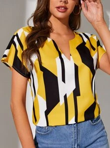 SHEIN Tall Blusa con estampado geométrico escote V - Multicolor - Ver 5