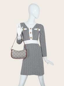 DK DKMG Letter Graphic Contrast Binding Bag - Multicolor - View 8