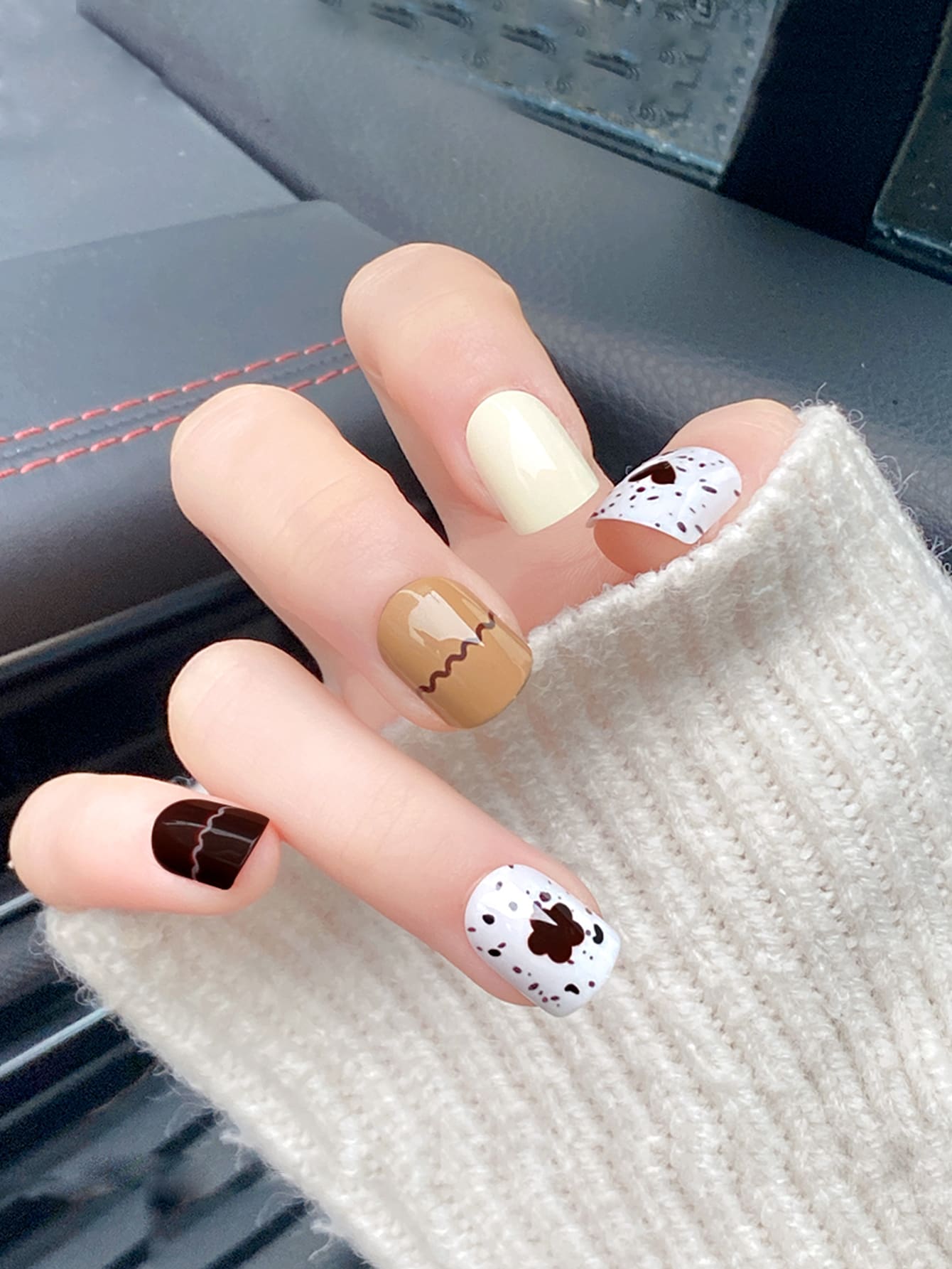 24pcs Short Square Fake Nail & 1pc Nail File & 1sheet Tape - Multicolor - View 1