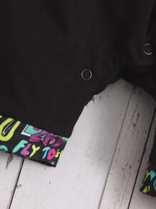 SHEIN Baby Letter Graphic Hooded Romper - Black - View 4