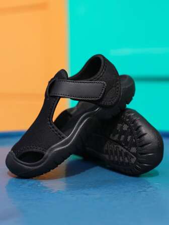 男孩魔術貼運動涼鞋