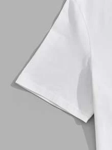 Manfinity VCAY Camisetas para hombre con cuello redondo ajustado, manga corta, gráfico, carreras Y2K, hechas de poliéster para el verano - Blanco - Ver 4