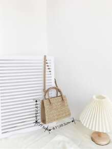 Minimalist Straw Bag