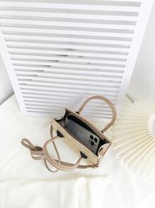 Minimalist Straw Bag