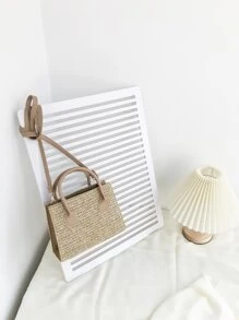 Minimalist Straw Bag