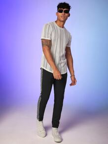 Manfinity RebelGame Men Curved Hem Sheer Tee - White - View 3