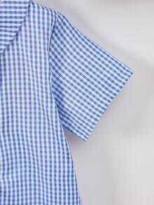 小男童雙色格子前蝴蝶結襯衫和短褲和帽