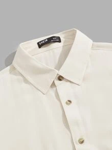 Manfinity Men Solid Shirt & Slant Pockets Shorts - Multicolor - View 3
