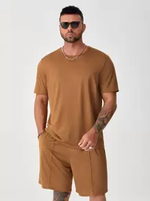 Manfinity Men Plus Solid Tee & Slant Pocket Shorts - Brown - View 1