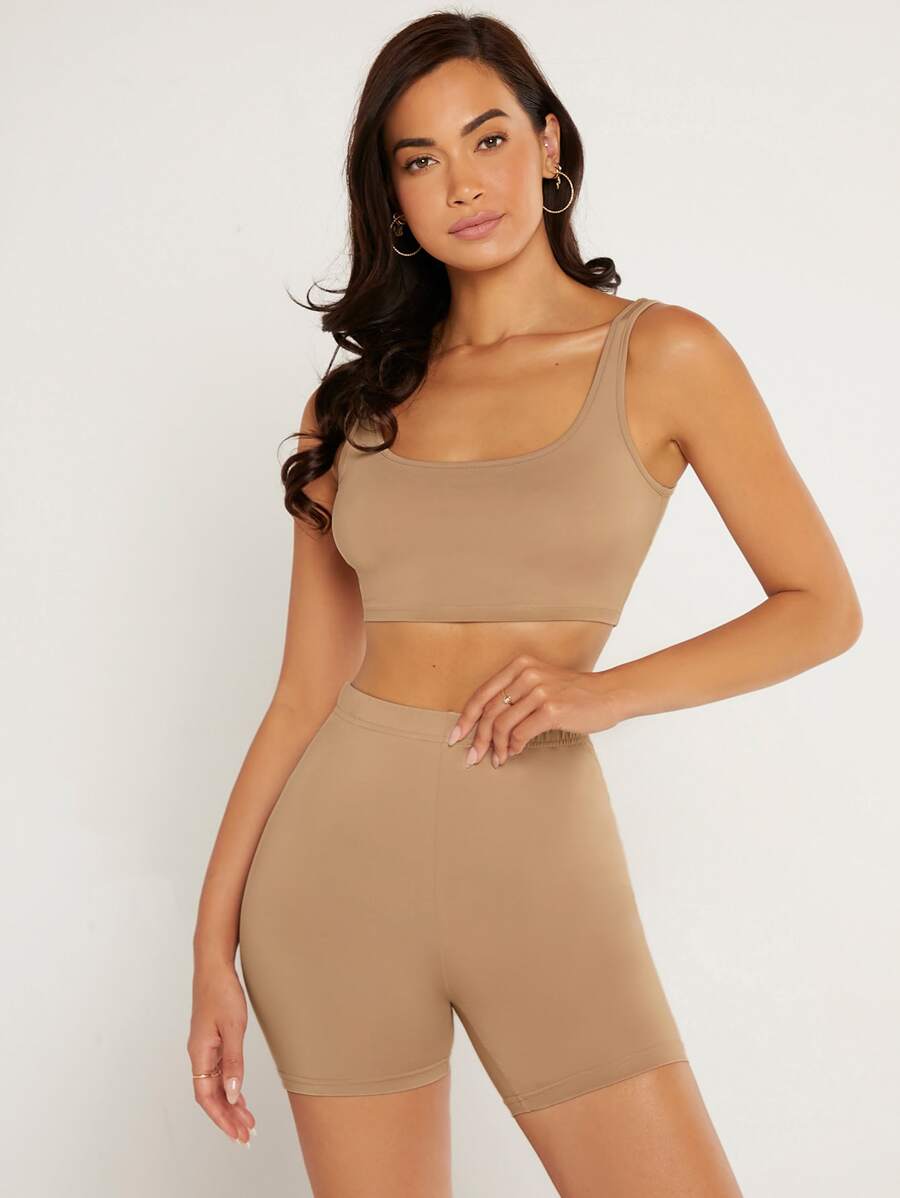 SHEIN BASICS 大圓領素色短款背心 - 卡其色 - 查看 1