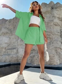SHEIN Unity Camisa unicolor con botón de hombros caídos & Shorts - Verde - Ver 5