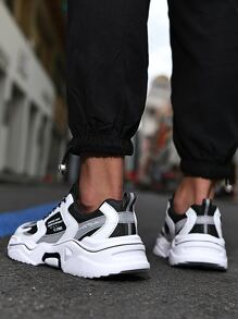 Zapatillas deportivas delanteras con cordones color combinado para hombre, zapatillas deportivas con punta redonda para uso diario - Blanco y Negro - Ver 3