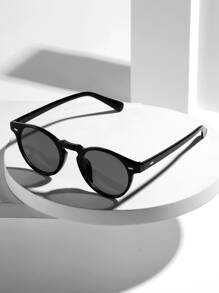 1pc Retro Rivet Small Frame Round Geek Eyeglasses For Men, Suitable For College Style, Vintage Neutral Fashion, Stylish Fashion Glasses For Daily Commute, Made Of Polycarbonate Anti-Stylish Lenses (With Glasses Case & Strap) For Summer Beach Vacation,Outdoor,Travel - 黑色 - 查看 3