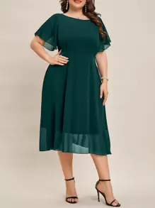 SHEIN Clasi 大碼後鎖孔蝴蝶袖雪紡伴娘連衣裙