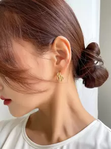 DAZY Minimalist Cuff Hoop Earrings