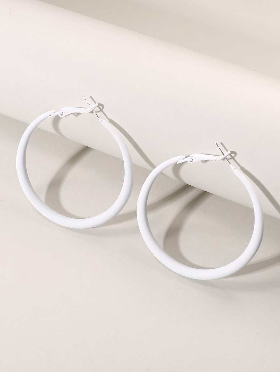 1pair European And American Style Round Geometric Spray Painted Openwork Earrings For Women, Great For Festival Gift And Daily Wear - White - View 1
