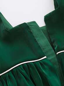 小女童雙色蝴蝶結泡泡袖連衣裙 - 墨綠色 - 查看 5