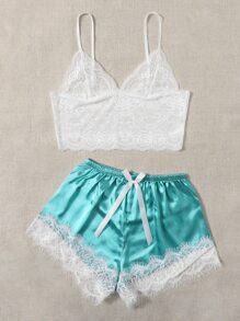 提花蕾絲貝殼邊貼身吊帶背心和緞面短褲睡衣套裝