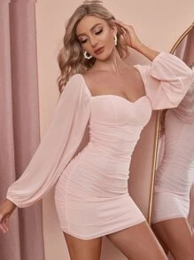 雞心領口褶邊緊身連衣裙 - 淺粉色 - 查看 1