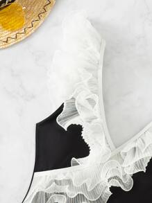 SHEIN Swim Colorblock Ruffle Trim One Piece Swimsuit - Black - View 6