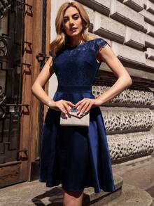 MIUSOL Contrast Lace Zip Back Satin Cocktail Dress - Navy Blue - View 3