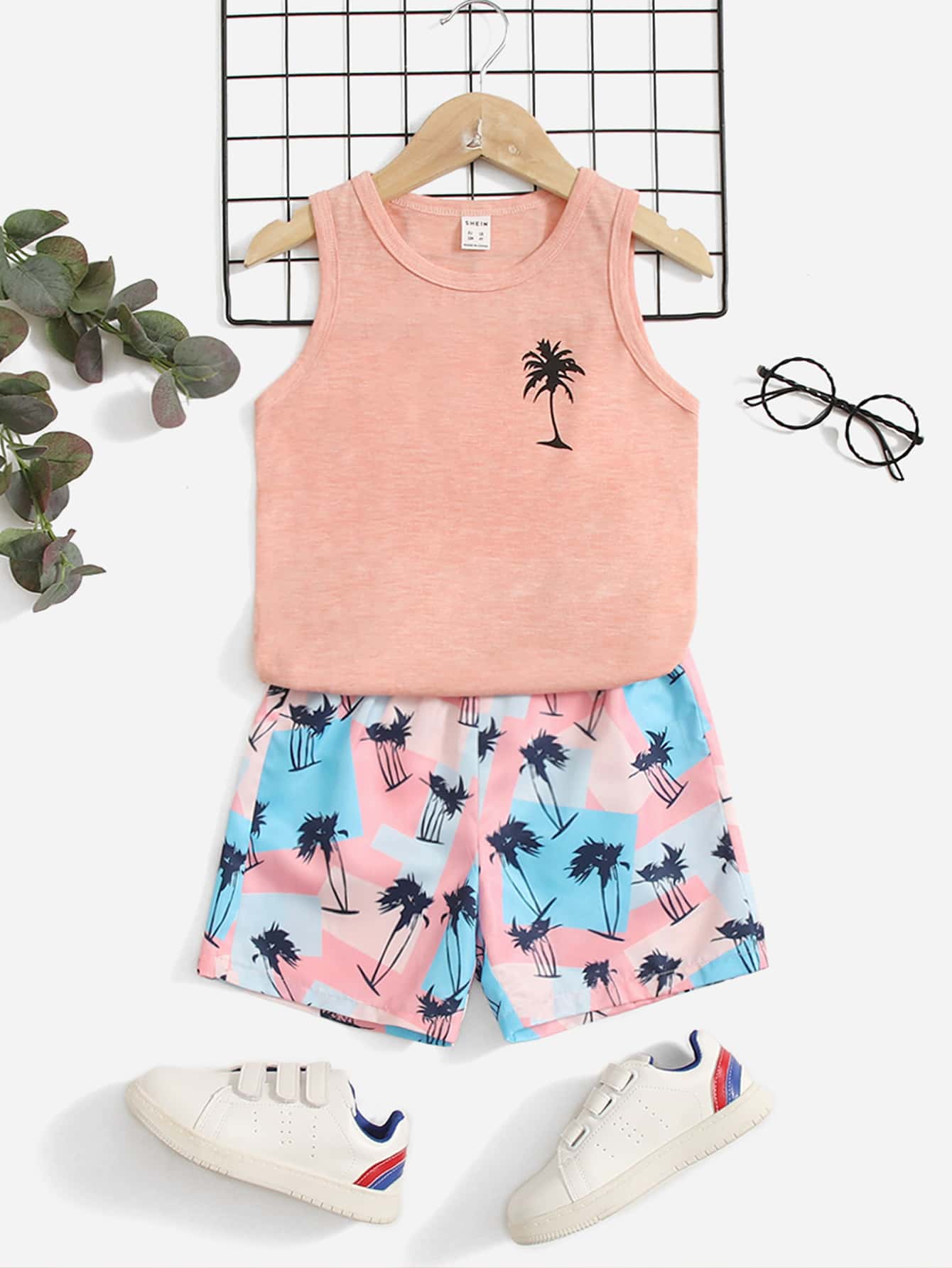SHEIN Young Boy Coconut Tree Print Tank Top & Shorts