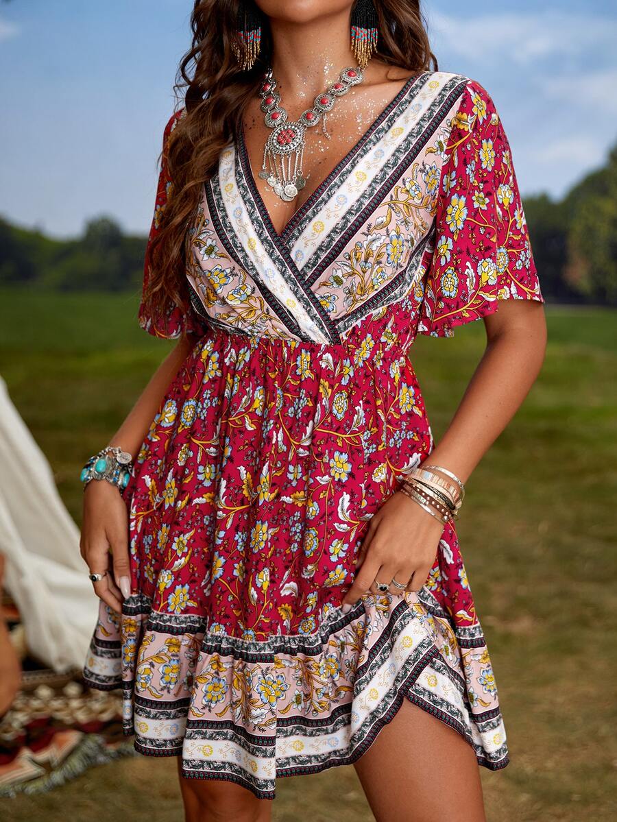 SHEIN Vestido con estampado floral de manga mariposa bajo con fruncido - Multicolor - Ver 1
