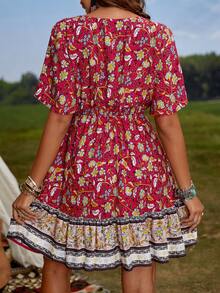 SHEIN Vestido con estampado floral de manga mariposa bajo con fruncido - Multicolor - Ver 2
