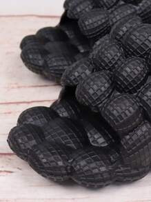 Single Band Bubble Slides - Black - View 4