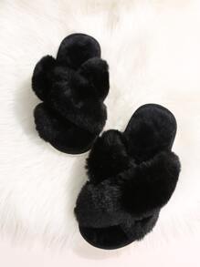 Fall/Winter Women's Fashionable Black Solid Color Bedroom Slippers With Cross Straps,Furry Shoes