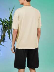 Manfinity Homme Men Letter & Picture Print Drop Shoulder Tee & Drawstring Waist Shorts - Multicolor - View 2