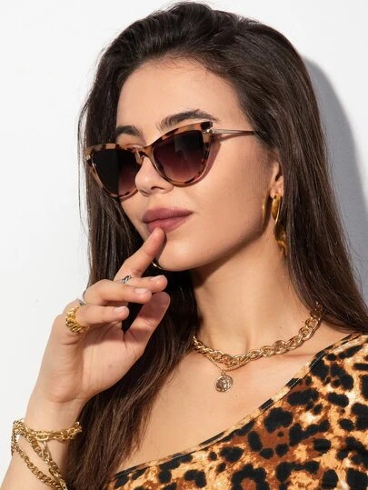 Retro Cat Eye Small Frame Fashion Glasses, Unisex Classic Plastic Eyewear For Outdoor Travel, Beach, Casual Outfits For Summer Beach Vacation, Outdoor, Travel