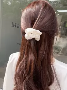 DAZY Floral Print Scrunchie