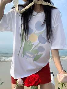 Kaos dengan Motif Huruf & Bunga dan Bahu Longgar - Putih - View 3