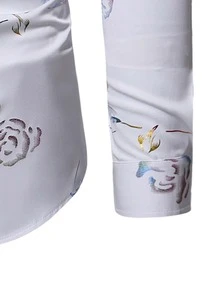 Manfinity 男士隨機玫瑰圖案紐扣襯衫 - 白色 - 查看 6