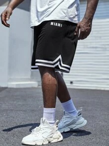 Manfinity Homme Men Plus Letter  Graphic Striped Trim Shorts - Black - View 3